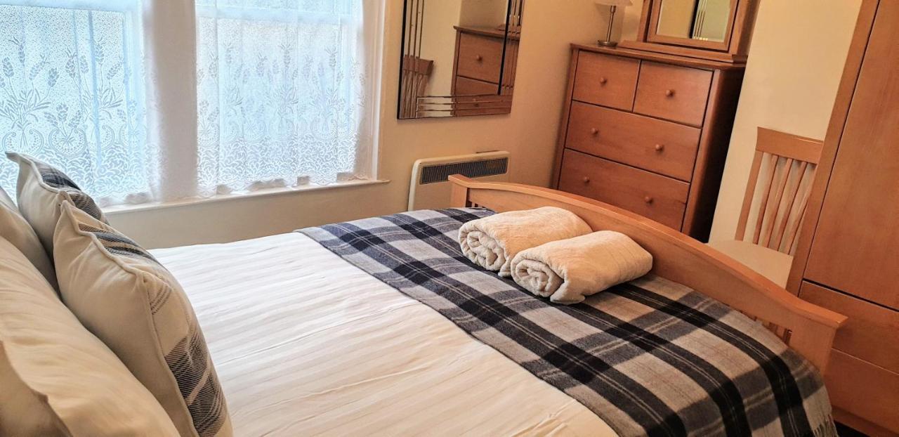 127 On Atholl Apartman Pitlochry Kültér fotó